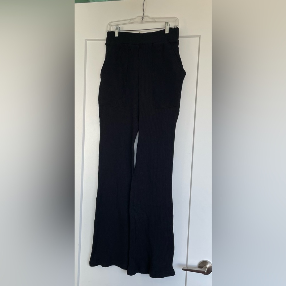 Free People comfy and classic  Black Pants
